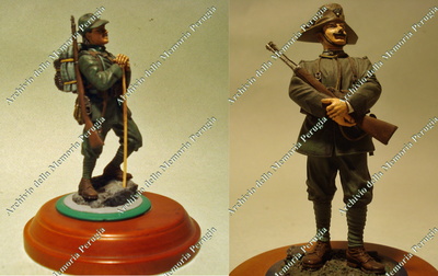 Figurini in legno: Alpino e Carabiniere della Prima Guerra Mondiale